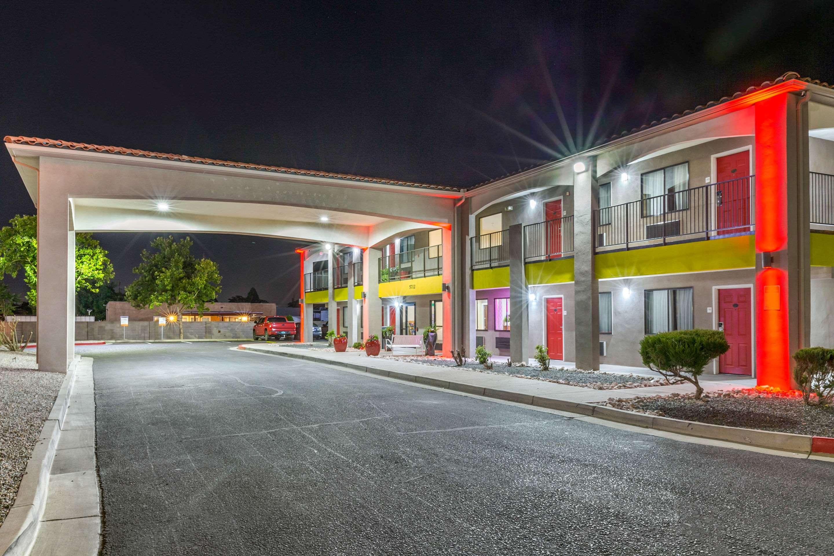Econo Lodge West - Coors Blvd Albuquerque Exteriér fotografie